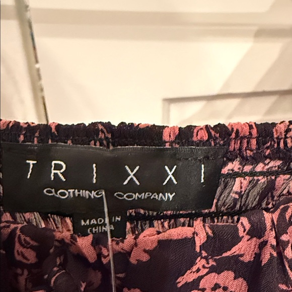 Francesca’s NWT Floral Off Shoulder Mini Dress Small Romantic Boho - Picture 2 of 10